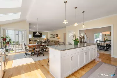 12 Stratford Road, West Hartford, CT 06117 - Photo 4