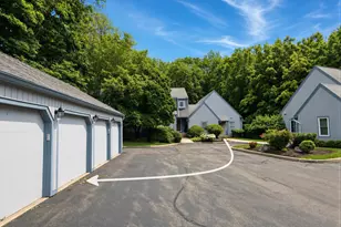 26 Paisley Ln, Fairfield, CT 06825 - Photo 26
