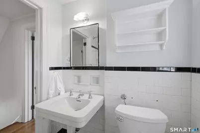 9 Stratford Road, West Hartford, CT 06117 - Photo 30