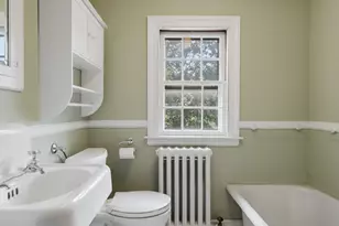 9 Stratford Rd, West Hartford, CT 06117 - Photo 32