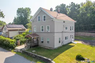 27 Railroad St, Putnam, CT 06260 - Photo 1