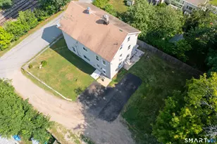 27 Railroad St, Putnam, CT 06260 - Photo 32