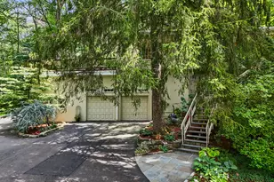 58 Arrow Head Dr, Stamford, CT 06903 - Photo 26