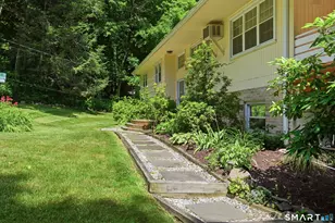 3 Birchcrest Dr, Danbury, CT 06811 - Photo 2