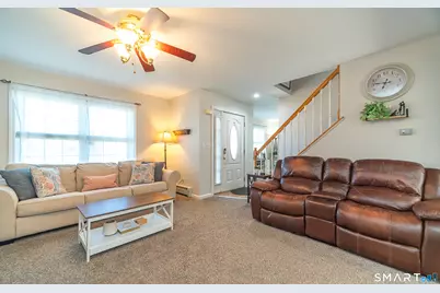 9 Ridge View Terrace, New Hartford, CT 06057 - Photo 4