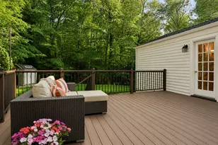 2 Arnold Dr, Stamford, CT 06905 - Photo 28
