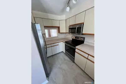 1367 Hanover Avenue #103, Meriden, CT 06451 - Photo 2