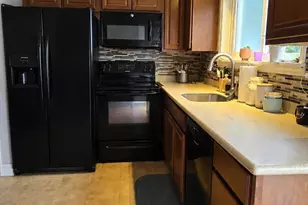 1081 New Haven Rd, Naugatuck, CT 06770 - Photo 2