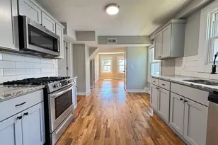 35 Dana St, West Haven, CT 06516 - Photo 2