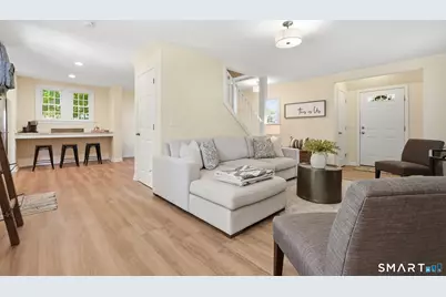 2 Martin Terrace, Enfield, CT 06082 - Photo 8