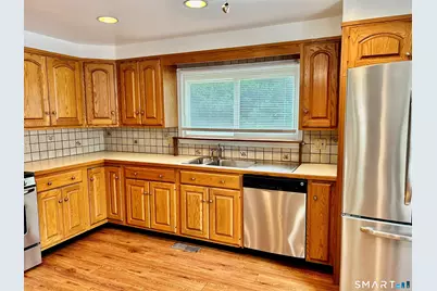 478 Judd Street, Fairfield, CT 06824 - Photo 2
