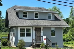 135 Middlesex Ave, Chester, CT 06412 - Photo 2
