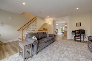 52 Harvest Ct, Newington, CT 06111 - Photo 8