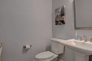 52 Harvest Ct, Newington, CT 06111 - Photo 20