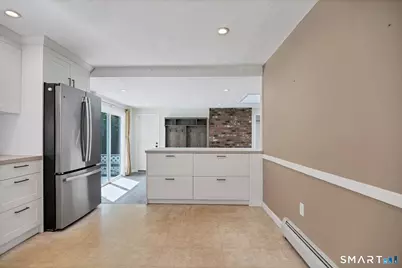 8 Charter Oak Drive, East Lyme, CT 06333 - Photo 18