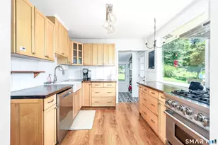 88 Berkshire Rd, Southbury, CT 06488 - Photo 8