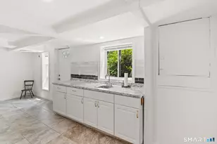 298 Strawberry Hill Ave, Norwalk, CT 06851 - Photo 18