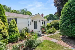 298 Strawberry Hill Ave, Norwalk, CT 06851 - Photo 4