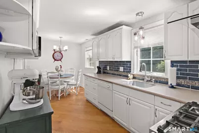 298 Strawberry Hill Avenue, Norwalk, CT 06851 - Photo 30