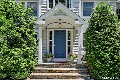 29 Hillcrest Avenue, Darien, CT 06820 - Photo 2