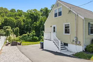 30 Lansing Ave, Trumbull, CT 06611 - Photo 22