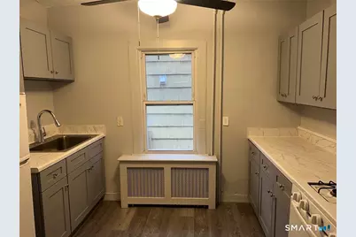 50 W. Washington Avenue #50, Stamford, CT 06902 - Photo 2