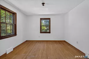 335 Arnold Ln, Orange, CT 06477 - Photo 18