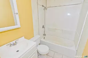 7 2nd Ave, Enfield, CT 06082 - Photo 22
