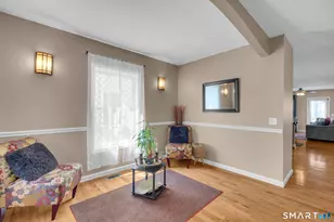 104 Benjamin Ct, Windsor, CT 06095 - Photo 4