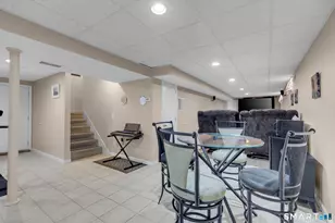 104 Benjamin Ct, Windsor, CT 06095 - Photo 32