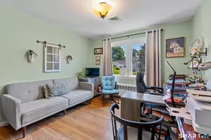 174 Mohawk Dr, West Hartford, CT 06117 - Photo 18