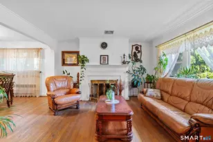 174 Mohawk Dr, West Hartford, CT 06117 - Photo 6