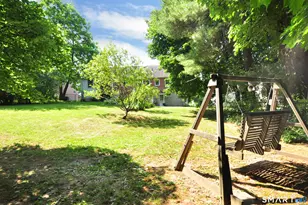 174 Mohawk Dr, West Hartford, CT 06117 - Photo 36