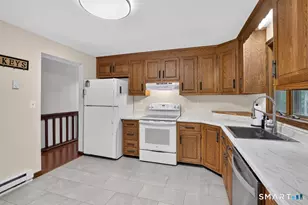 62 S Stonybrook Dr, Marlborough, CT 06447 - Photo 12