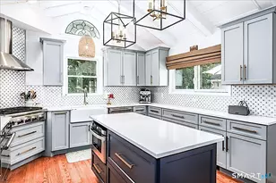 6 Elizabeth St, Newtown, CT 06470 - Photo 8