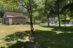 81 Oswegatchie Rd, Waterford, CT 06385 - Photo 6