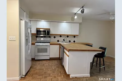 330 Merwin Avenue #F4, Milford, CT 06460 - Photo 6