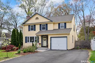 25 Sherwood Rd, West Hartford, CT 06117 - Photo 2