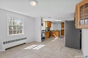 25 Sherwood Rd, West Hartford, CT 06117 - Photo 10