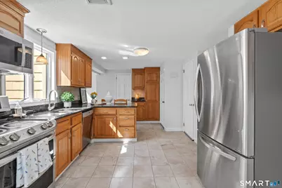 25 Sherwood Road, West Hartford, CT 06117 - Photo 6