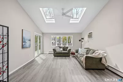 25 Sherwood Road, West Hartford, CT 06117 - Photo 12