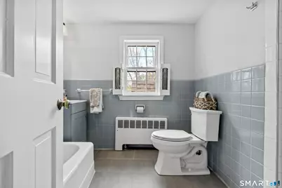 25 Sherwood Road, West Hartford, CT 06117 - Photo 24