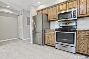 1412 Whitney Ave, Hamden, CT 06517 - Photo 10