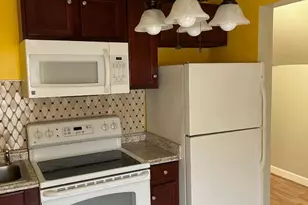 10-12 Clark St, Hartford, CT 06120 - Photo 2