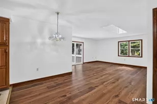 10 Daniel Dr, East Windsor, CT 06088 - Photo 8