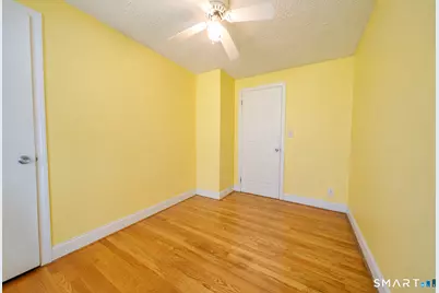 869 Washington Ave Extension, Waterbury, CT 06708 - Photo 20
