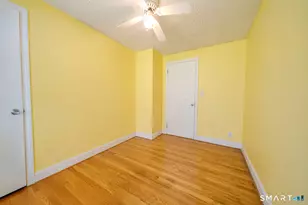 869 Washington Ave Ext, Waterbury, CT 06708 - Photo 20