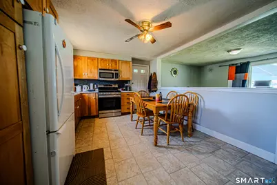 869 Washington Ave Extension, Waterbury, CT 06708 - Photo 6