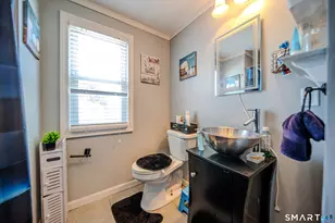 869 Washington Ave Ext, Waterbury, CT 06708 - Photo 12