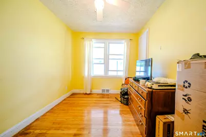 869 Washington Ave Extension, Waterbury, CT 06708 - Photo 26
